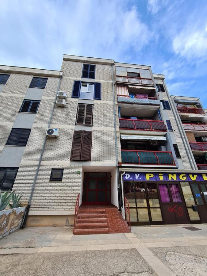Valkane Beach Studio Apartment Пула Экстерьер фото
